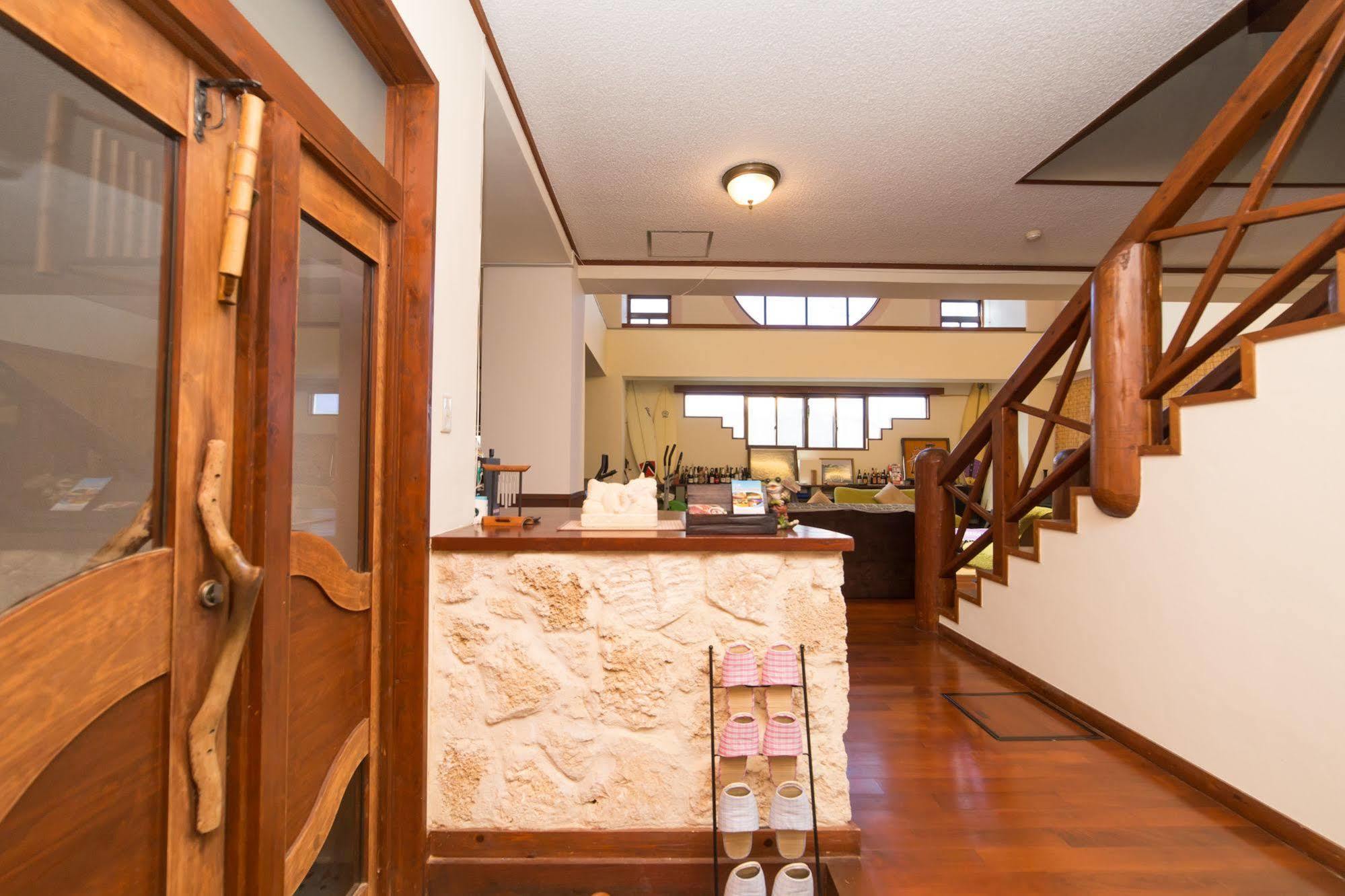 All Friends Guest House Nago Esterno foto