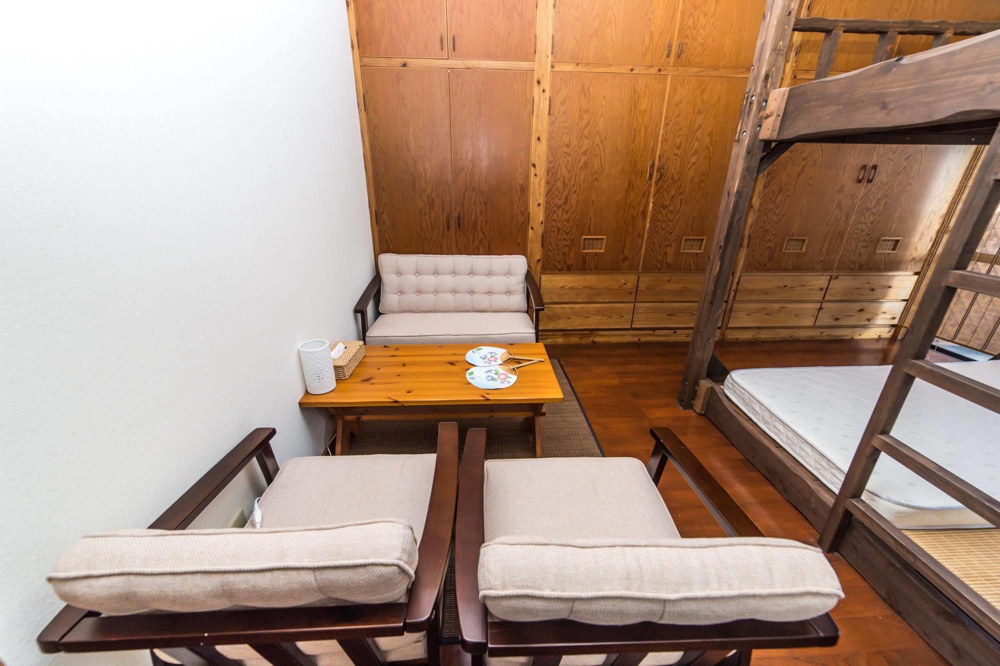All Friends Guest House Nago Esterno foto